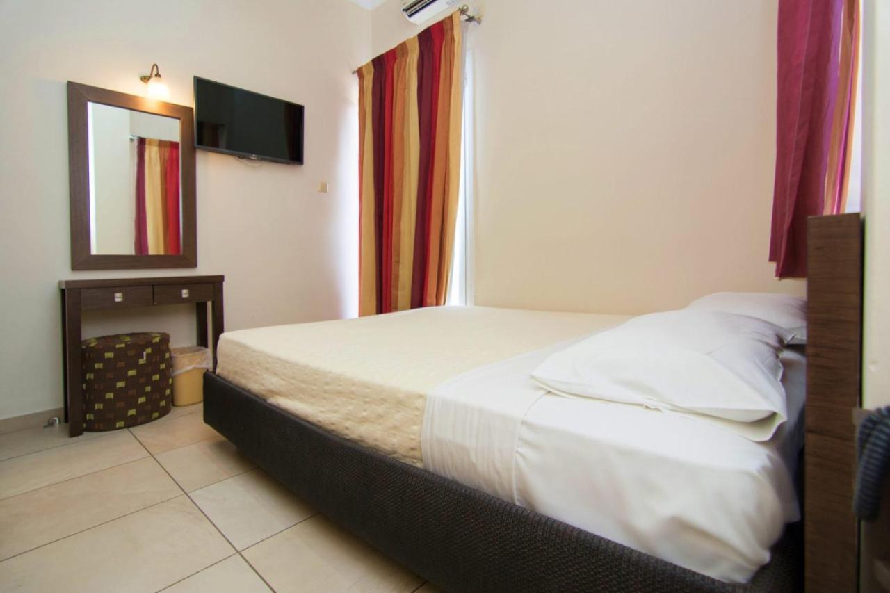 San Nectarios Otel Parga Dış mekan fotoğraf